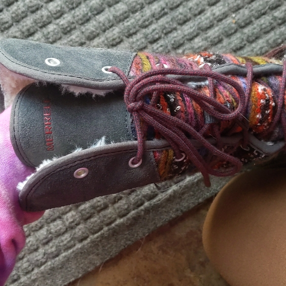 Merrell Winter Boots - Picture 2 of 3